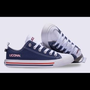 Uconn Low-top Skicks Sneakers